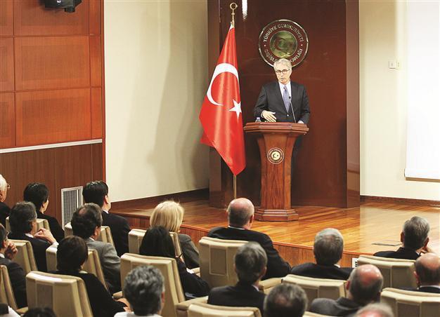 Turkish Foreign Ministry publishes writings of Ambassador Gündüz Aktan