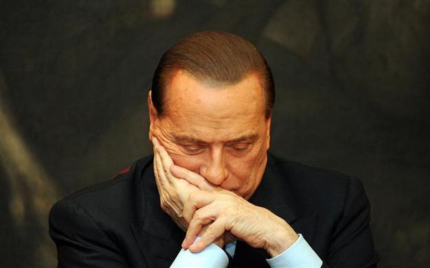 Berlusconi trial hearing suspended over eye infection
