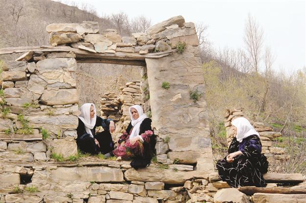 AKP to found Kurdish commission with BDP