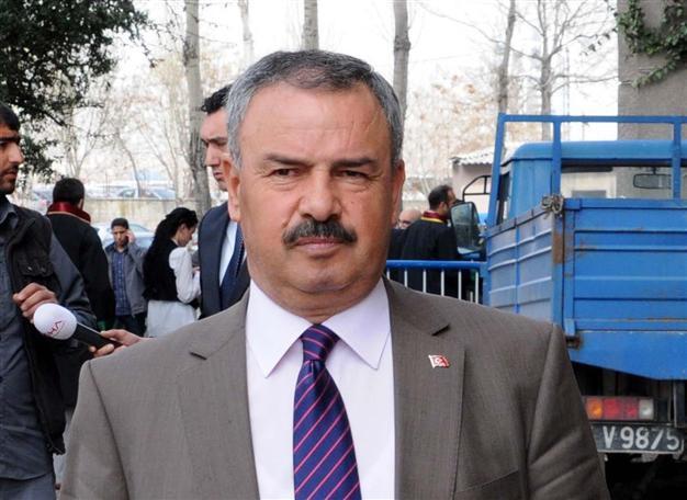 Alevi leader in Turkey fined for Hitler comment