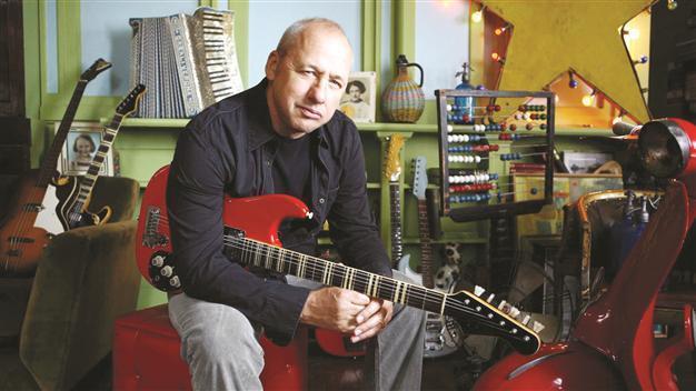 Legendary guitarist in Istanbul
