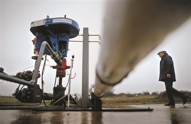Shale gas reserves ‘enough for 40 years’