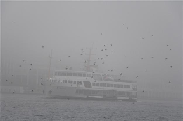 Passenger boats crash in Bosphorus due to heavy fog causing minor injuries