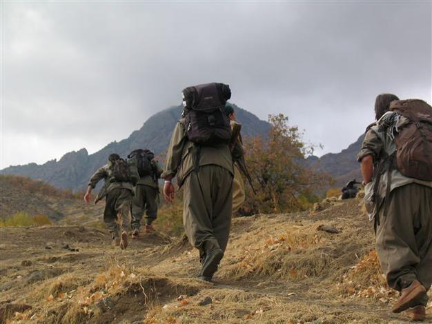PKK militants begin critical pullout from Turkey, BDP co-chair says