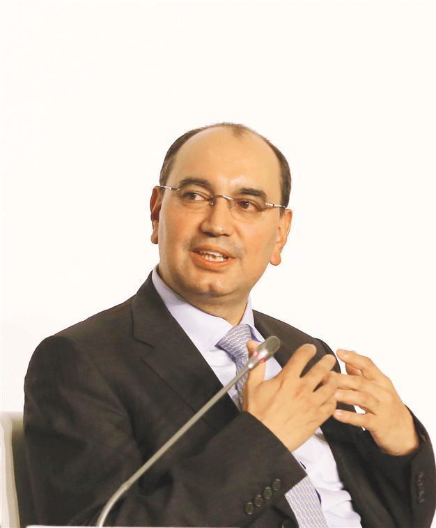 Yıldız-linked equity firm set to sell its bank shares