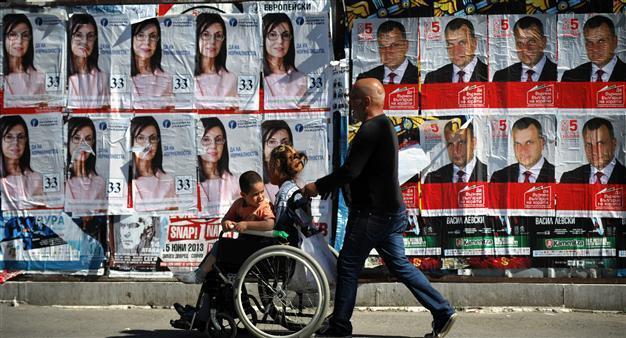 350,000 illegal ballot papers seized in Bulgaria ahead of elections
