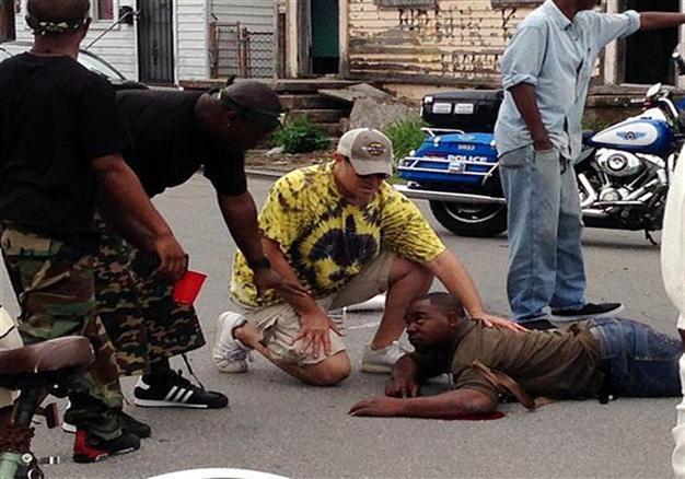 19 hurt at New Orleans Mothers Day parade shooting: police