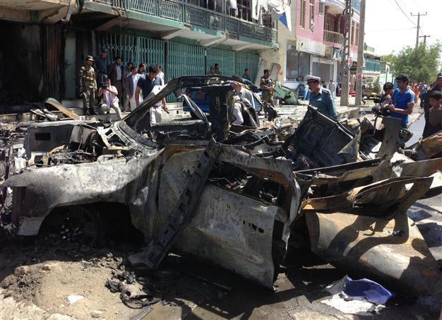 Afghan suicide attack kills at least 11: police