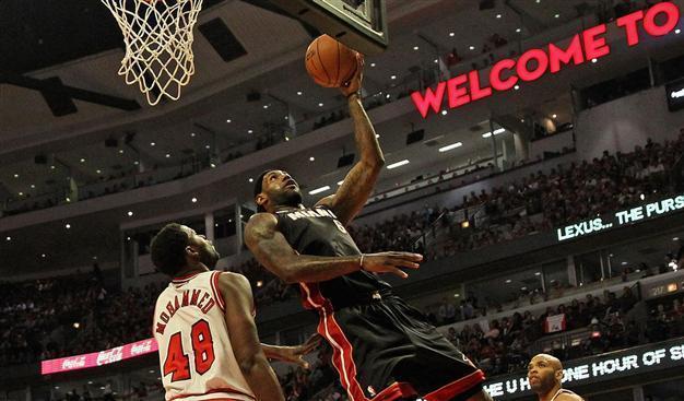Miami on brink of eliminating Chicago