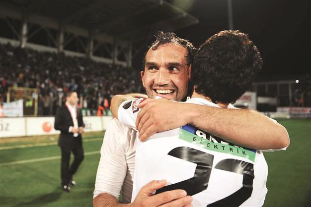 Akhisar gets crucial win with Gekas goal