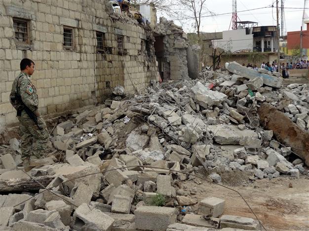 Bombs kill more than 30 people across Iraq