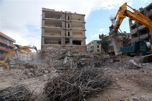 Court orders arrests of four suspects over Reyhanlı bombs
