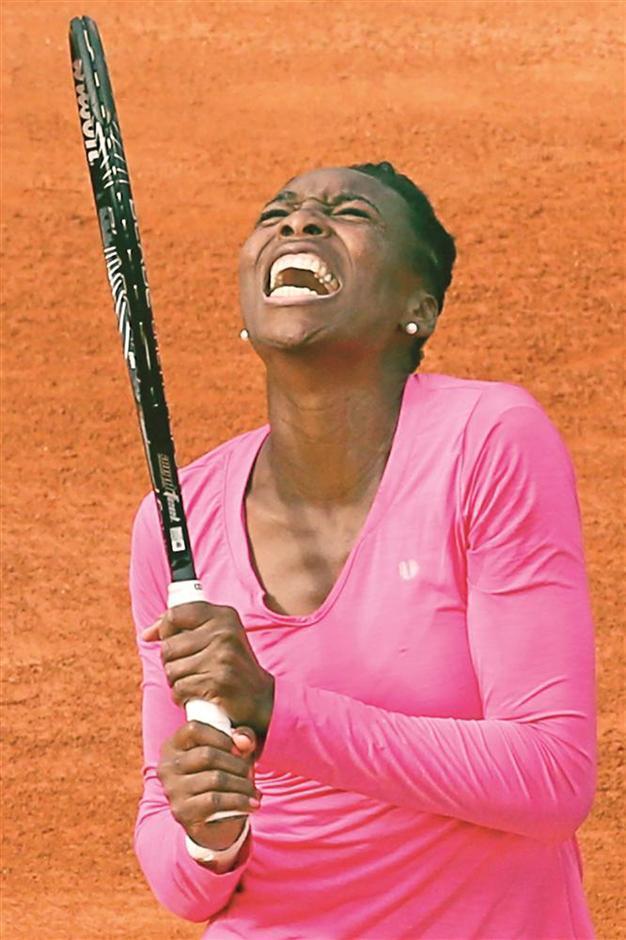 Venus vows to fight on despite 12-year Paris low