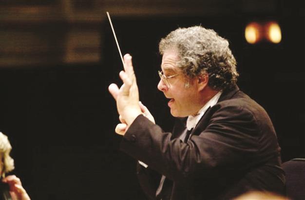 Itzhak Perlman comes to for a special concert