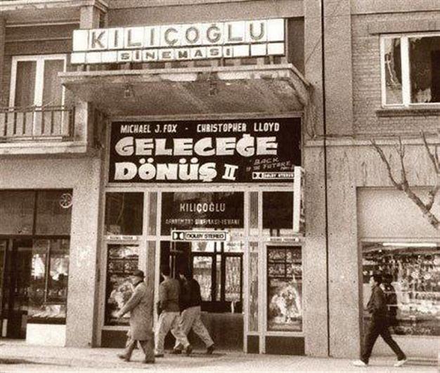 Historic Turkish movie theater burns down
