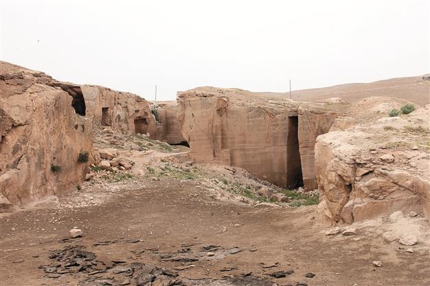 Bazda caves near Harran