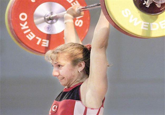 Doping row shadows weightlifting competition in Turkey