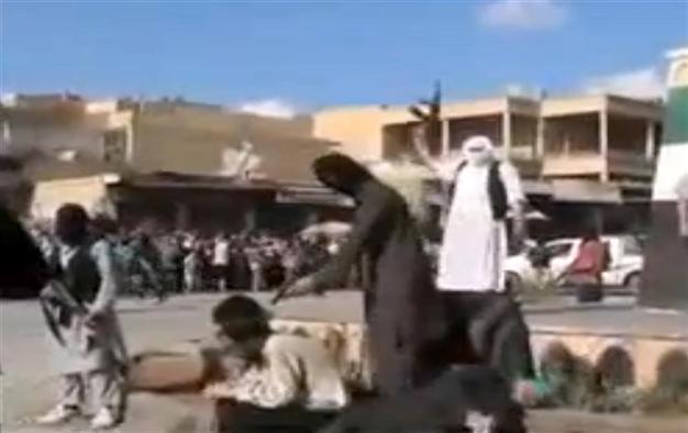 Islamist rebels execute 11 Syrian soldiers for massacres