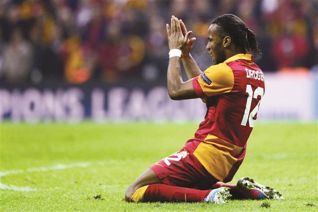 Galatasaray boss calls for closing of racism row