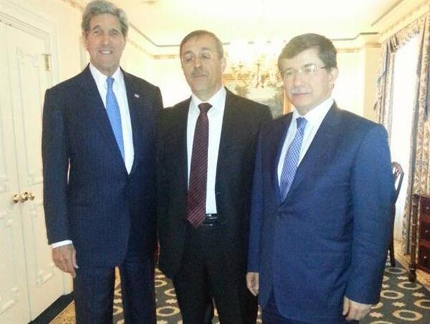Father of Mavi Marmara victim meets Kerry, delivers letter for Obama