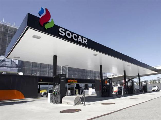 Azeri SOCAR to borrow $4 bln to build refinery in Turkey