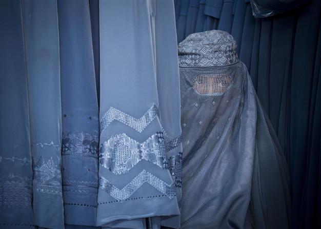 Afghan MPs halt landmark womens bill, sparking anger