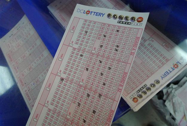 US lottery winner scoops $590.5-million jackpot