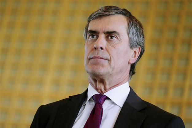 France launches public inquiry into tax fraud scandal