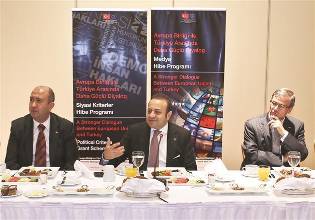 Solve politicial deadlock: Ankara to Turkish Cyprus