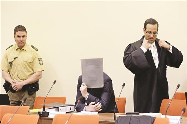 Neo-Nazi defendant apologizes from Turks