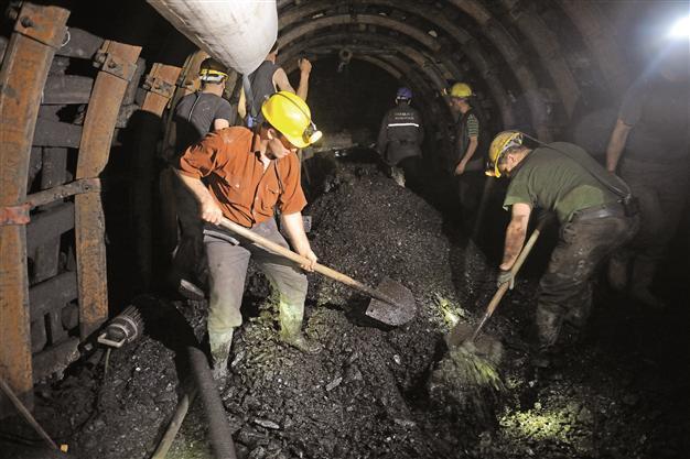 Mining exports increase to $2.8 bln in first five months