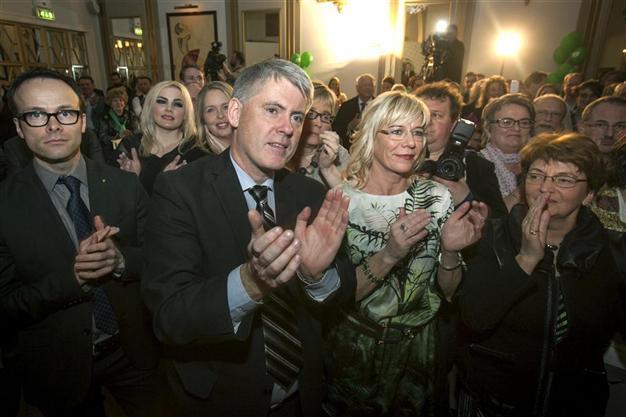 Iceland centre-right wins election, final count shows