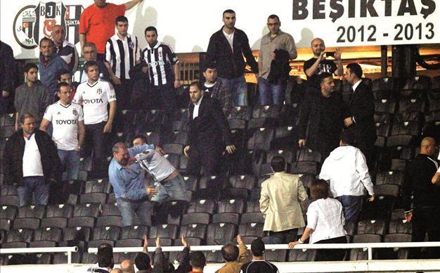 Beşitaş fans beaten with sticks during Orduspor win