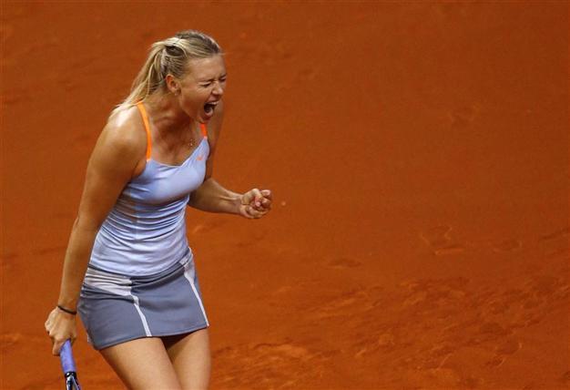 Russias Sharapova beats Li in Porsche GP final