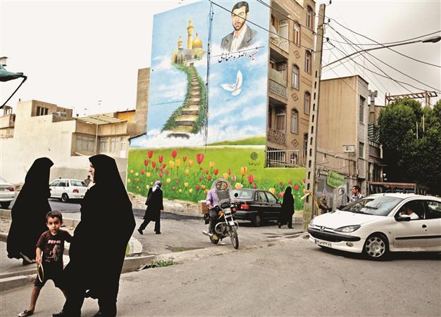 Obama government orders further sanctions on Iran