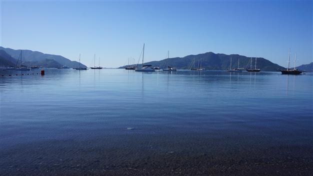 Six tourists rescued after their boat sinks in Marmaris