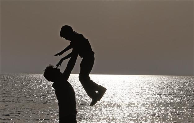 Swedish dads stay home so mum can get back to work