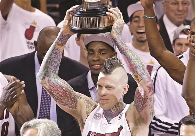 Miami Heat rip Pacers to reach title showdown with Spurs