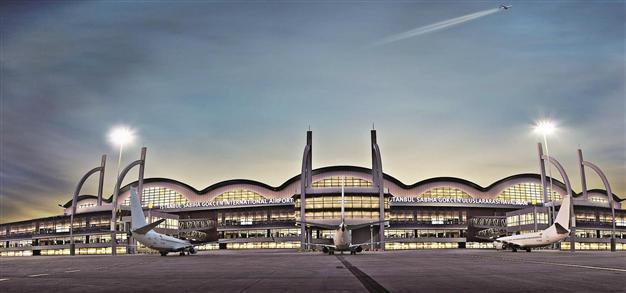 Contractor says Istanbuls 3rd airport to be green, fears protest