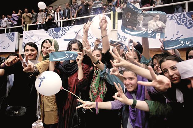 Iran reformists rally behind moderate candidate in poll