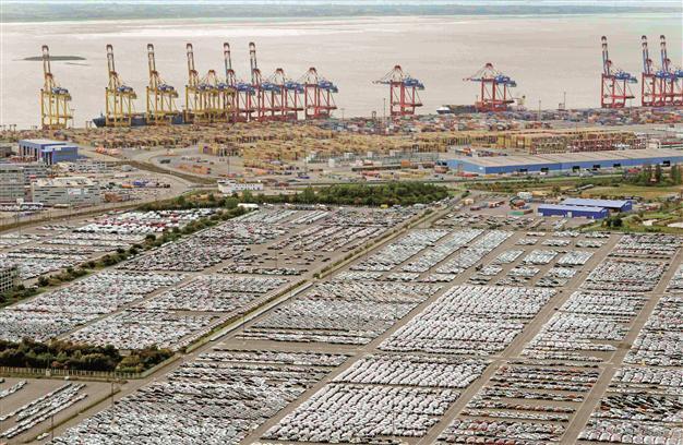 Eurozone exports grow amid German wage rise