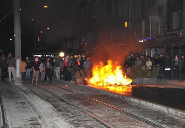 Protests continue all night long in Central Anatolian province of Eskişehir