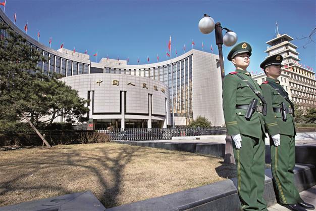 Shadow banking in China leads squeeze