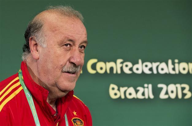 Spains Total Football delights Del Bosque