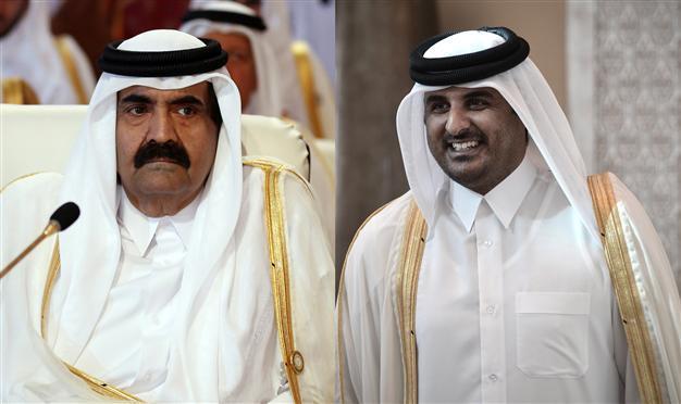 Qatars Emir to transfer power to son: Official sources