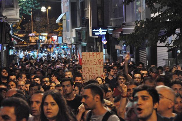 Istanbul crowd marches to denounce release of police officer suspected of killing protester