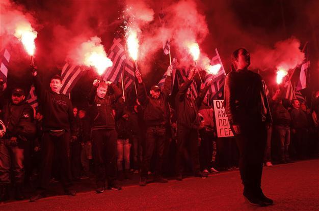 Greek neo-Nazis threaten to mobilize against mosque