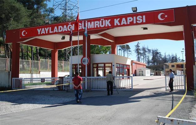 Turkey closes Syria border gate after Reyhanlı bombings
