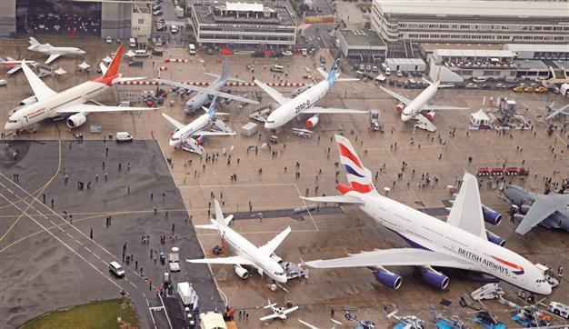 Boeing gets $38 bln orders