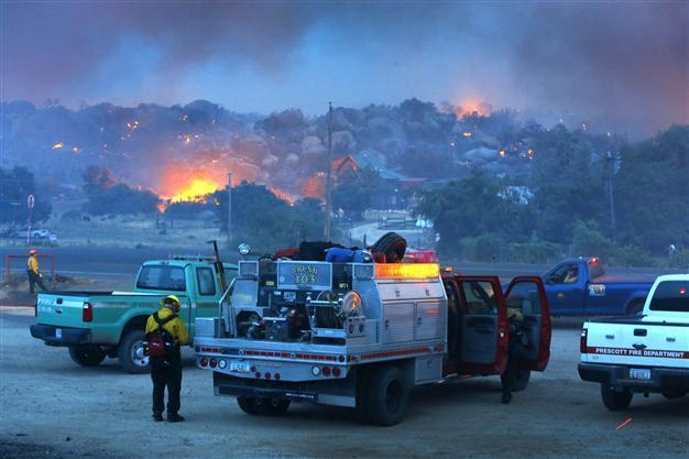 19 firefighters die battling US fire: Official
